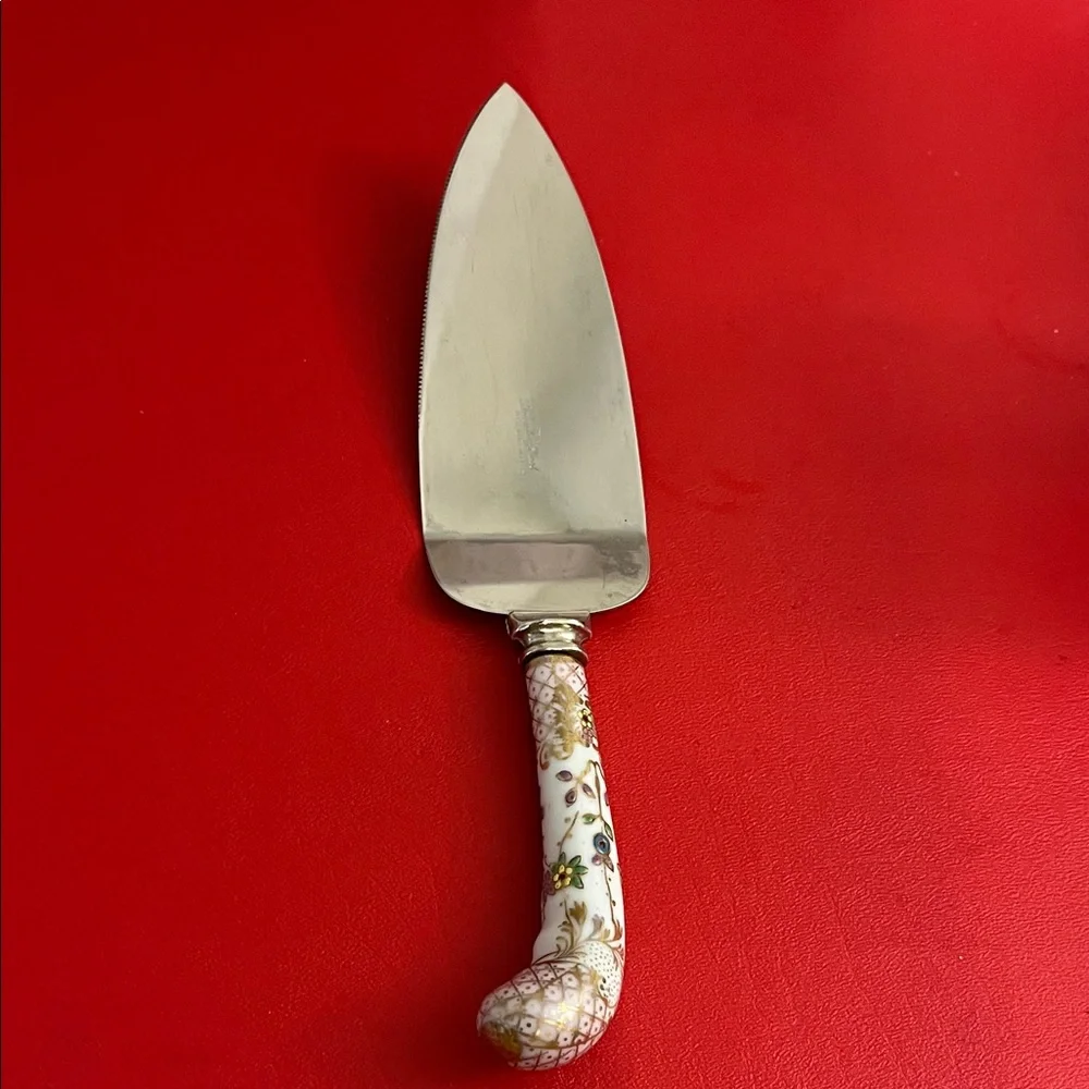 VTG. Sheffield England Stainless Steel Cake Knife Serving Piece Flowers 9.75”L